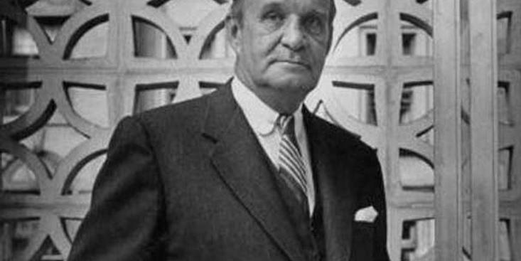 Edward Durell Stone Portrait