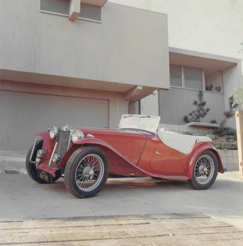 Heye House front yard MG TC